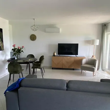 Clube Nautilus Lägenhet *